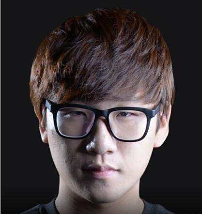 交锋中屡战 交锋中屡战